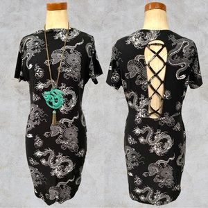 Faded Rose Dragon Print Bodycon Short Sleeve Dress Black/White- L